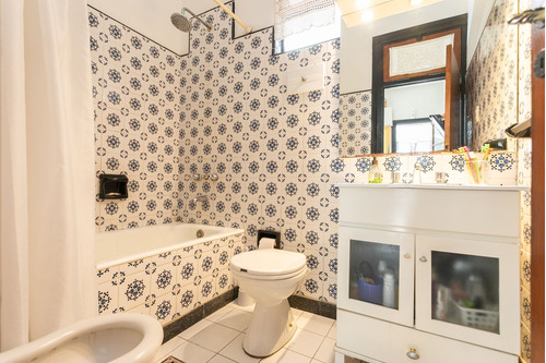 Venta Departamento Tipo Casa 3 Ambientes Coghlan