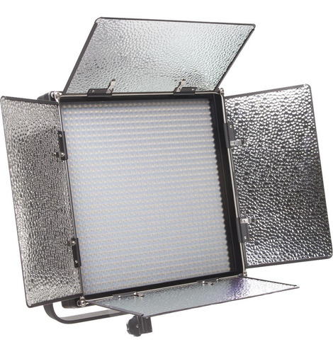 Ikan Ifd1024 Featherweight Daylight Led Flood Fixture With A