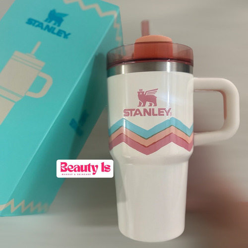 The Quencher H2.0 Flowstate Tumbler 20 Oz - Stanley Original
