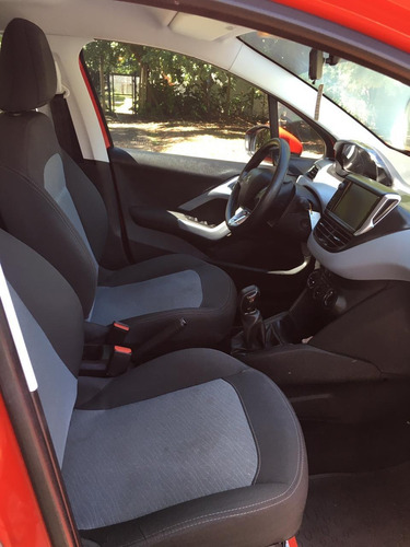 Peugeot 208 1.5 Allure Touchscreen 2016