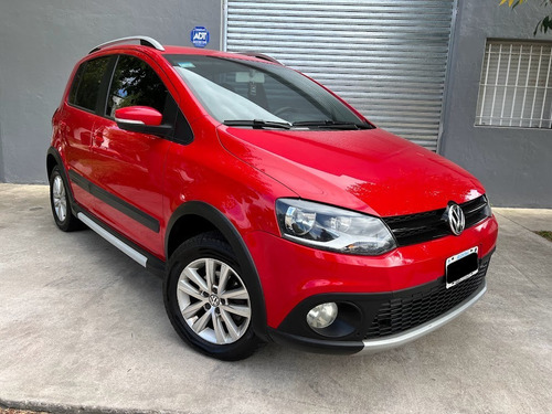 Imagen 10 de 25 de Volkswagen Crossfox Highline 2013 / 98000km 1º Dueño