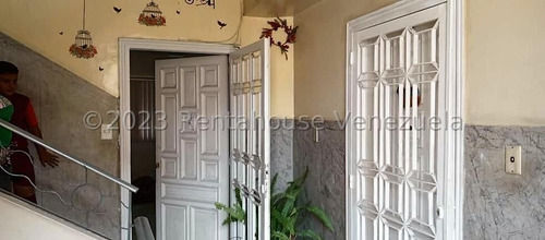 Apartamento En Venta En El Centro De Caracas