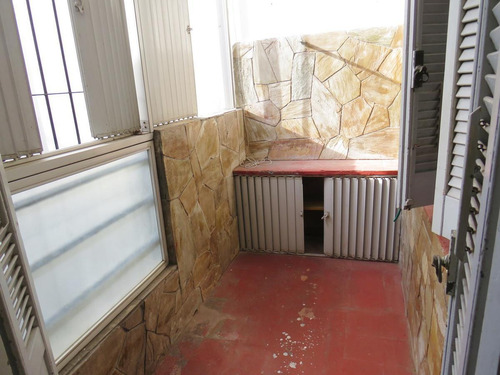Imagen 3 de 9 de Venta Apartamento Dos Dormitorios Ciudad Vieja