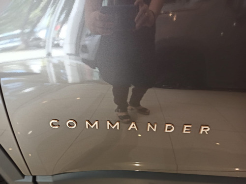Imagen 4 de 25 de Commander Limited 1.3 Turbo 2022*