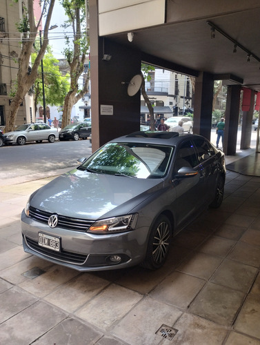 Volkswagen Vento 2.0 Sportline Tsi 200cv Bi-xenon