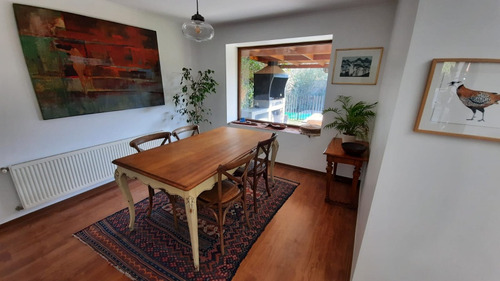 Excelente Casa Chilena, Quincho, Piscina. Novación Tasa 2,4%