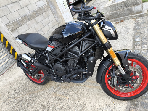 Benelli 752s