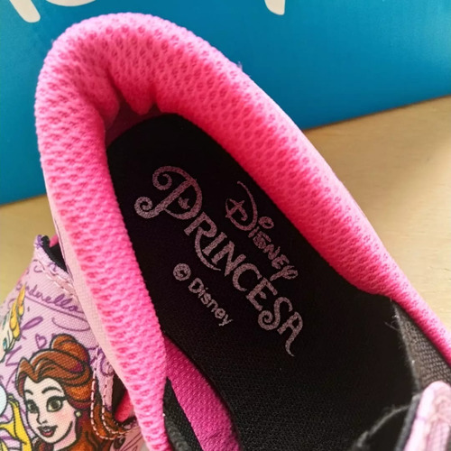 Imagem 4 de 6 de Tênis Infantil Disney Personagens Mickey Minnie Princesas