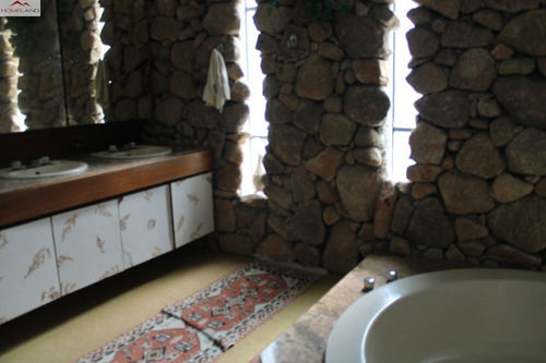 Imagem 5 de 14 de Hl-232 Casa Com 5 Dormitórios E Com Bela Área De Preservação