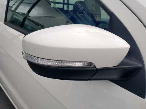 Imagem 7 de 15 de Volkswagen Saveiro 1.6 Msi Trendline 2020