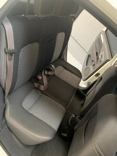 Fiat Punto 1.6 Essence 2013