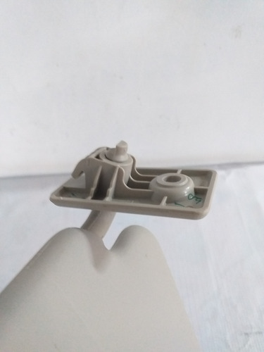 Viseras Para Sol Nissan March Versa Sin Espejo (Usado)