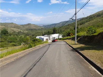 Lote y casalote en venta