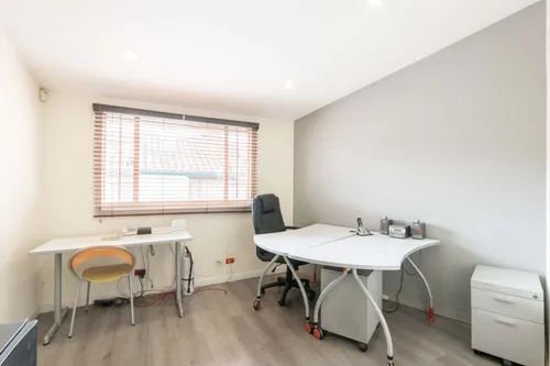Oficina En Arriendo En Santa Ana Occidental. Cod A22031