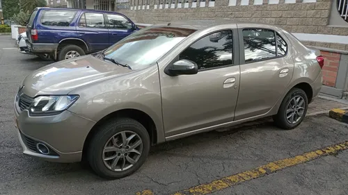 Renault Logan 1.6 Privilege / Intens