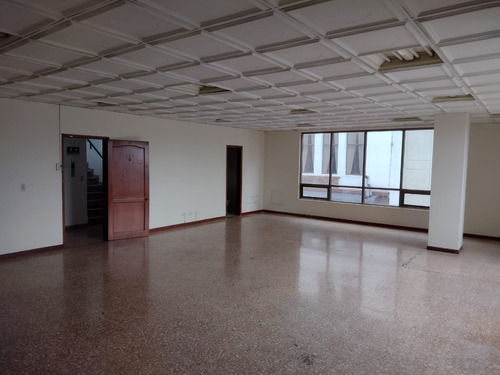 Edificio En Arriendo En El Centro- Pereira (48321).