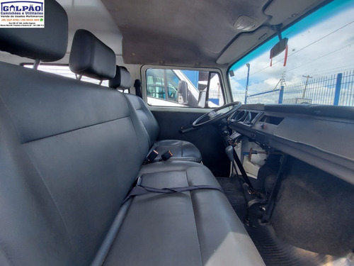Vw Kombi Passageiro/lotação - (2006)