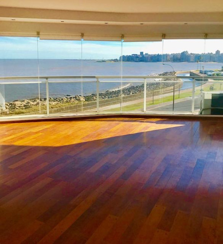 Apartamento - Puerto Buceo