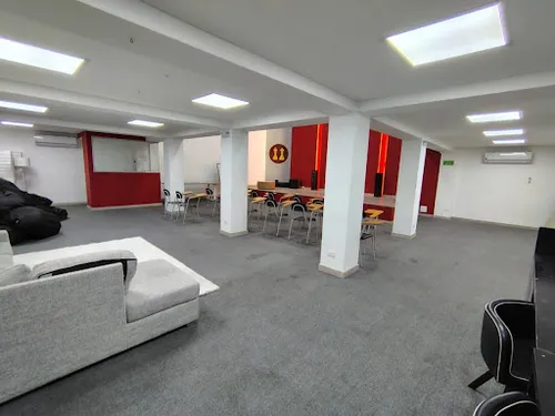 Casas En Arriendo Laureles 743-7490