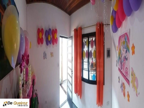 Imagem 10 de 17 de Casa Em Mongaguá, Bairro Suarão, Geminada , Lado Morro, Murado, Rua Calçada, Dormitórios , 1 Banheiro, Sala, Cozinha, Quintal, Varanda Área De Serviço - 3056 - 34723120