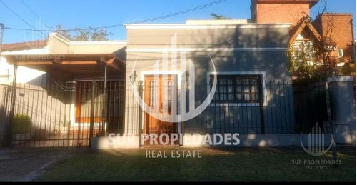 Monte Grande  Casa Venta Calle  25 De Mayo Al 500 Monte Grande