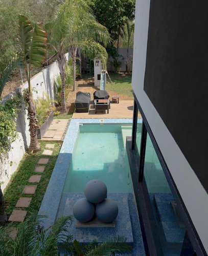 Casa En Venta En Calle Privada Ubicada En Temozón Norte, Mérida.
