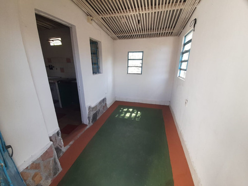 Imagen 13 de 17 de Casa En Archidona Esq. Campillos Bella Italia U$s74000