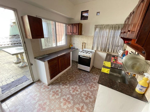 Imagen 8 de 26 de Venta De Casa 4 Amb. + Local + Dpto. 2 Amb. En San Miguel!