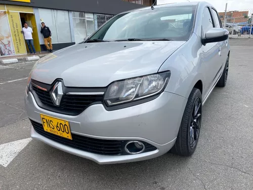 Renault Logan 1.6 Expression / Life +