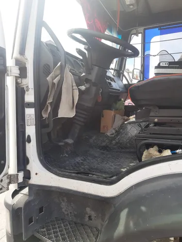 Iveco Cavallino 320
