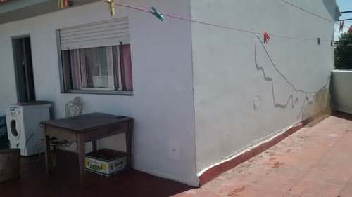 Imagen 10 de 14 de Dock Sud, Casa Para Dos Familias Excelente Oportunidad