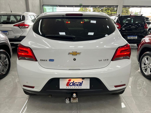 Chevrolet Onix 1.4 MPFI LTZ 8V FLEX 4P MANUAL