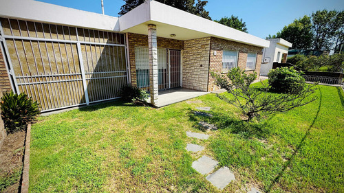 Casa Con Taller En La Paz, Canelones. 809m2 Gran Oportunidad