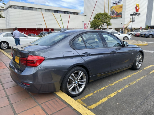 Imagen 10 de 21 de Bmw 320i Sportline 2.0