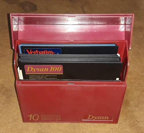 Caixa Para Disquetes 5 1/4 Dysan 100 Com 11 Disquetes (Usado)