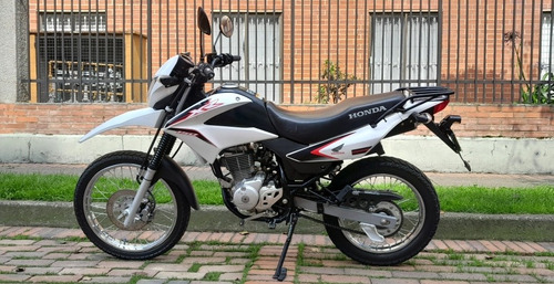 Imagen 4 de 9 de Honda Xr 150 L, 9.800 Km, Modelo 2022