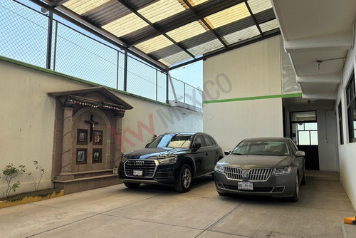 Edificio En Venta Para Inversión; Ideal Para Oficinas, Talleres, Departamentos, Clínica, Escuel...