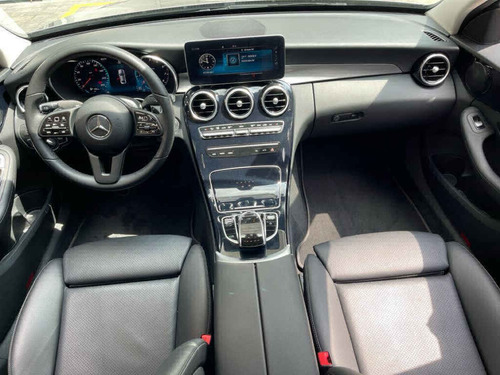 Imagen 12 de 15 de Mercedes-benz Clase C 2019 4p C 180 L4/1.6/t Aut