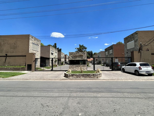 Imagen 3 de 17 de Departamento De Dos Ambientes En Venta - Tortuguitas - Condominio