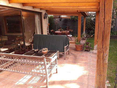 Casa En Venta En Lo Barnechea