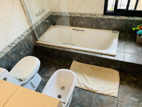 Imagen 15 de 30 de Casa Cotevi - Ciudad Evita - Refaccionada Nueva - Posible Permuta