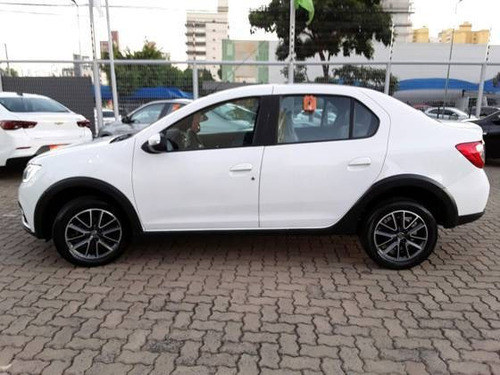 Imagem 5 de 15 de Renault Logan 1.6 16v Sce Flex Intense X-tronic