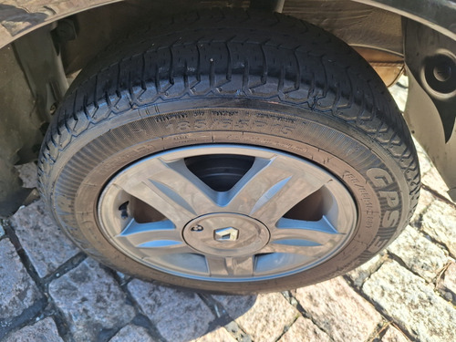 Renault Sandero 1.0 16v Tech Run Hi-flex 5p