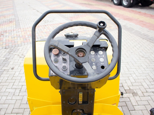Imagem 3 de 15 de Rolo Compactador Dynapac Cc122 1999 = Komatsu, Muller