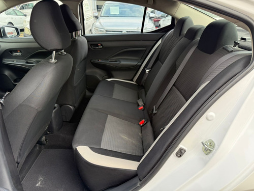 Nissan Versa 1.6 Advance Mt