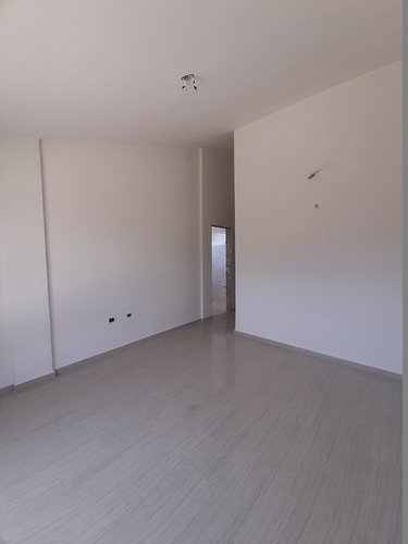 Imagen 11 de 15 de Townhouse En Venta En San Diego La Esmeralda