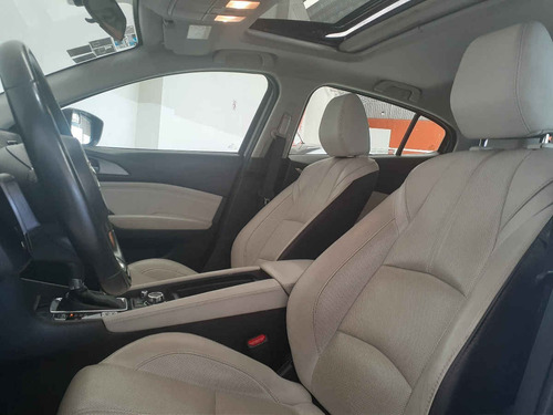 Imagen 7 de 13 de Mazda Mazda 3 2018 5p Hatchback S Grand Touring L4/2.5 A