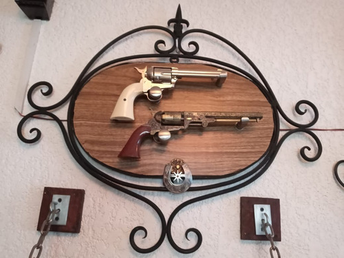 Adorno 2 Pistolas Revolver De Utilería Del Viejo Oeste