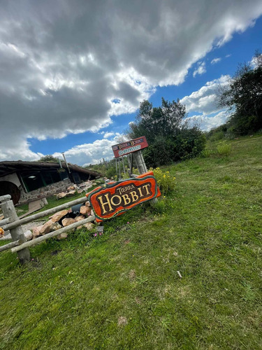 Imagen 9 de 19 de Alquiler Cabaña Villa Serrana Tierra Hobbit