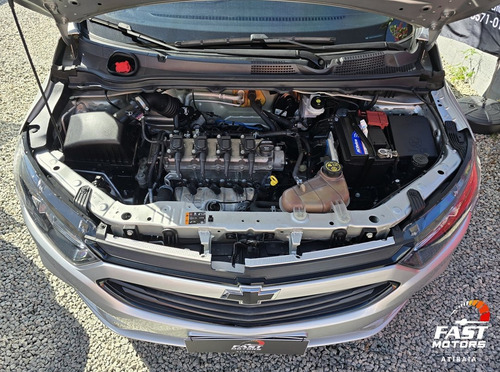 Chevrolet Onix plus JOY BLACK 1.0